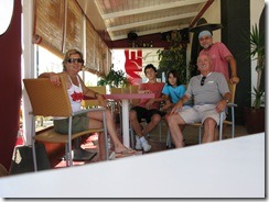 con Antonio y sus hijos