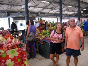 en-fort-de-france-calles-y-mercado-1-1 en-fort-de-france-calles-y-mercado-1-1
