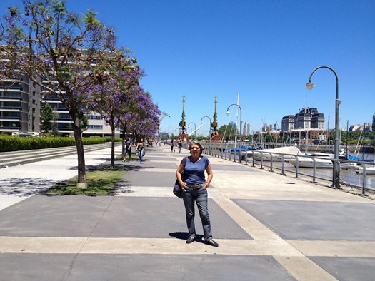 1 los jacarandaes de Puerto Madero