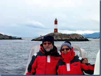 03 Con el faro Les Eclerieurs de fondo (1)