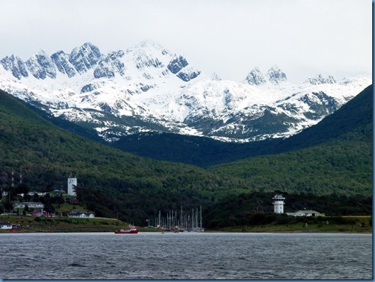 09 Puerto Williams por la proa