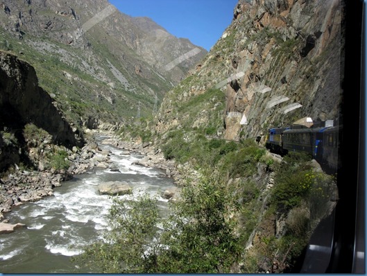 01 tren a Aguas Calientes