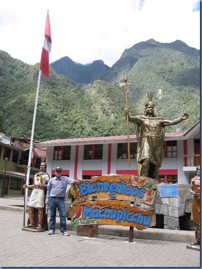 11 Aguas Calientes