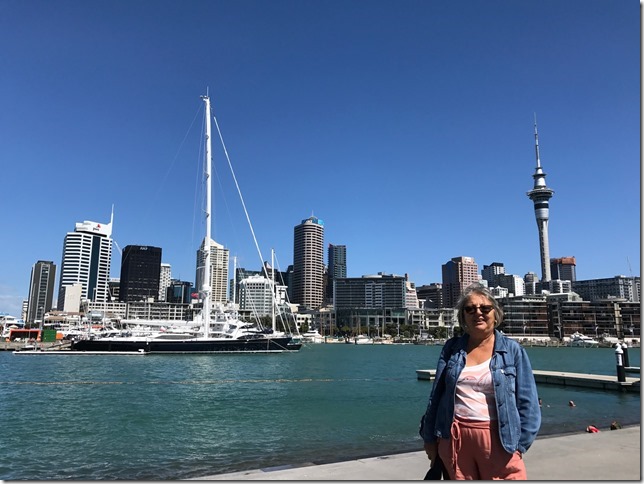 01 Auckland